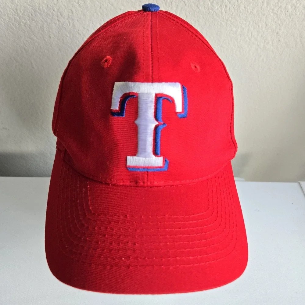 Vintage MLB Texas Rangers Hat Cap Men's Red Snapback Logo Athletic 90s‎